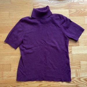 Lord & Taylor cashmere turtleneck sweater. Short sleeve. Size L